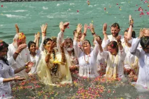 Yogini Shambhavi performing Yoga Shakti ceremony