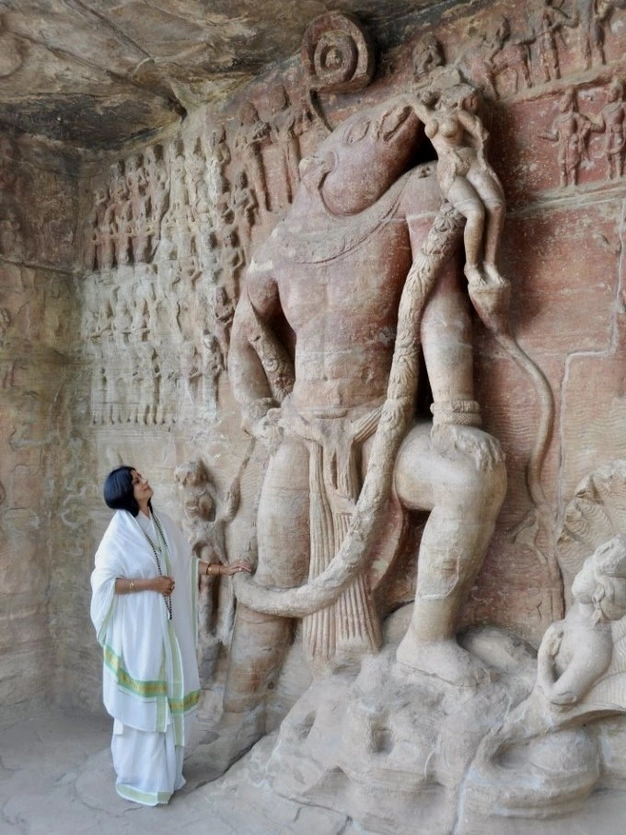 Yogini Shambhavi at a Yoga Retreat In India